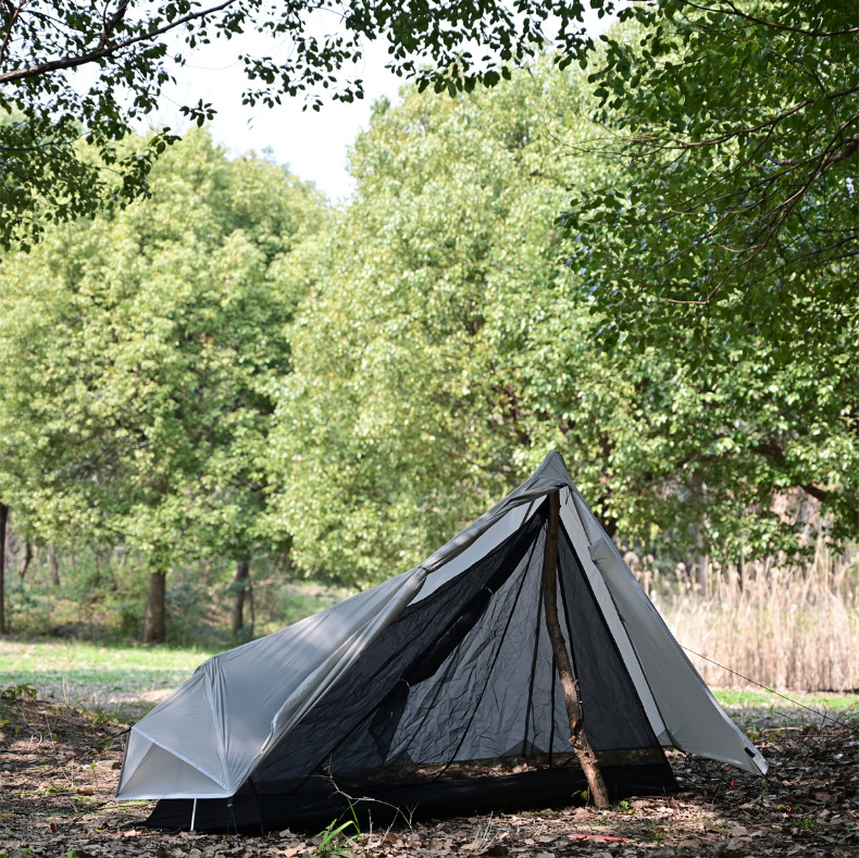 Ultralight Backpacking Tent